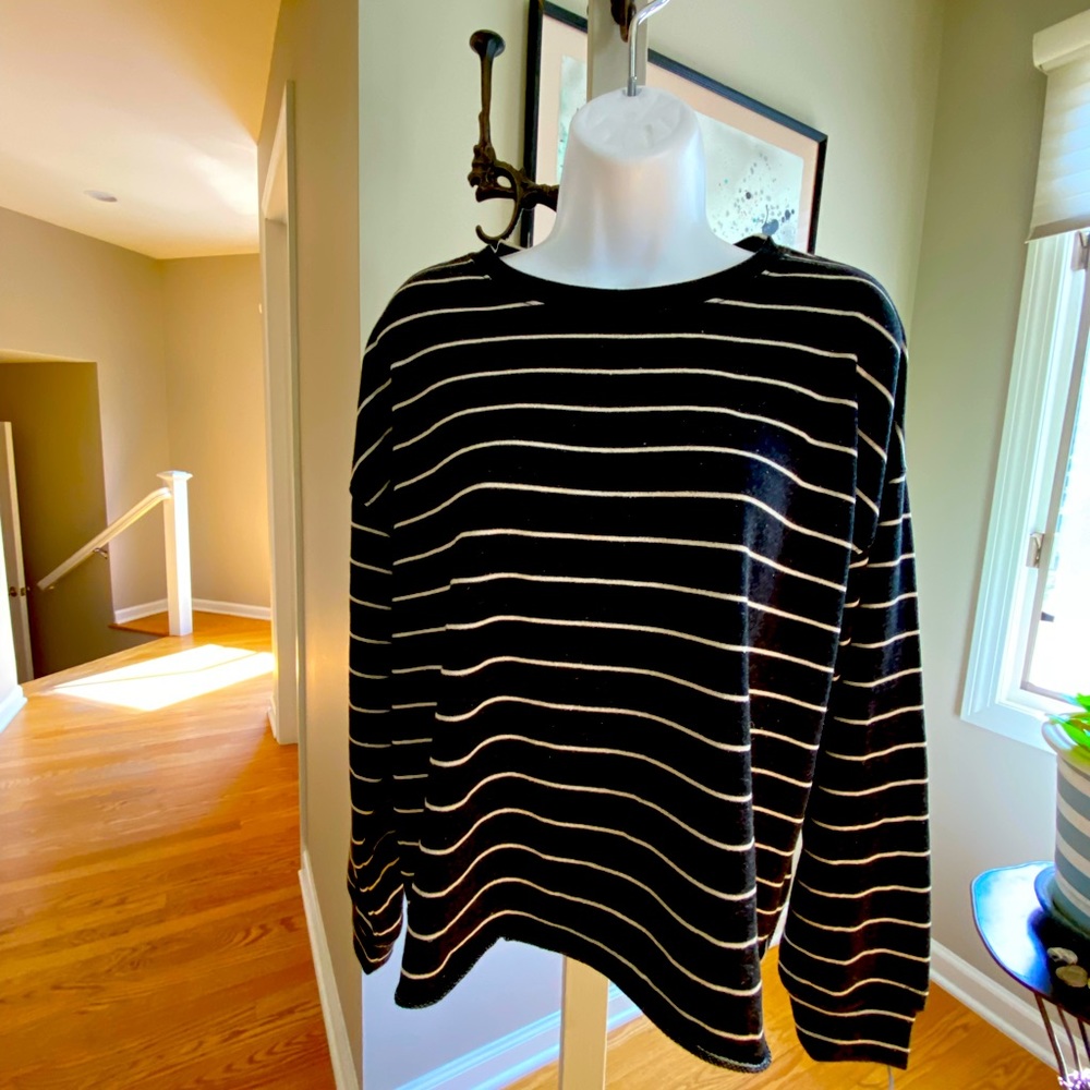 SPLENDID DROPPED SHOULDER TOP